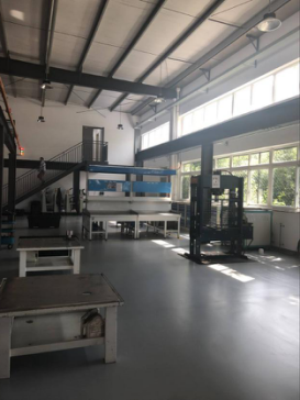 采埃孚廠(chǎng)房裝修